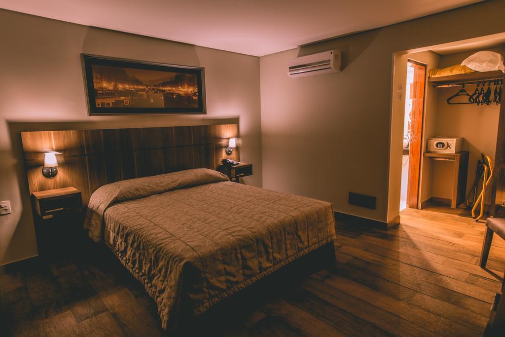 Padom Business Hotel Bragança Paulista Rum bild