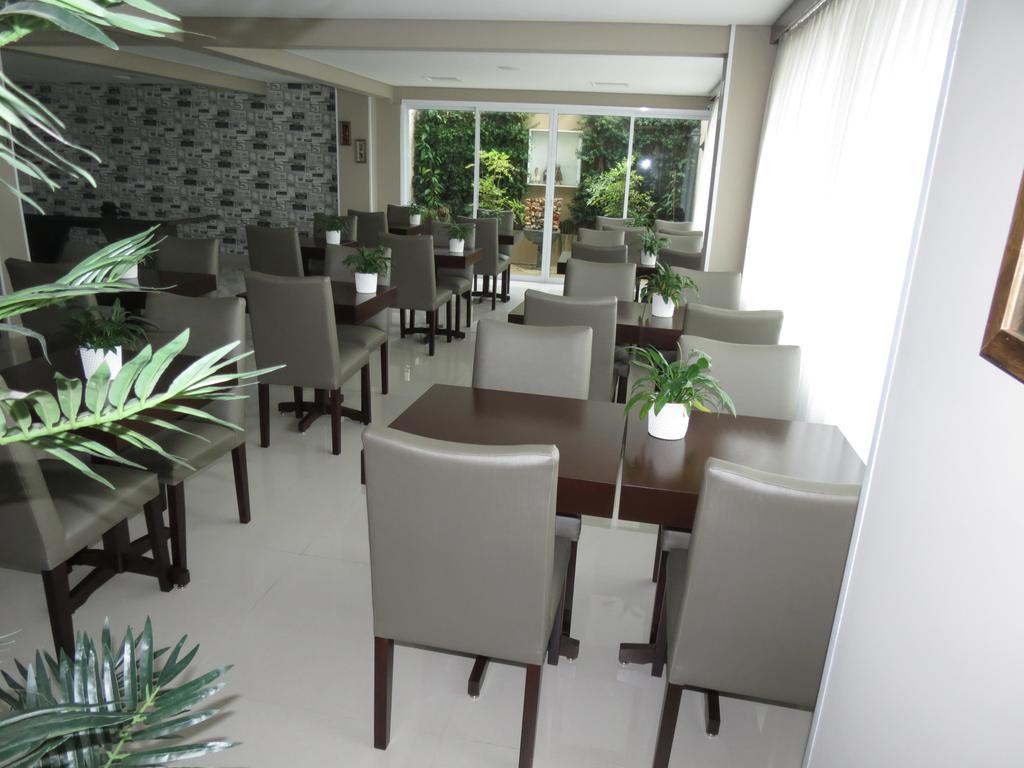 Padom Business Hotel Bragança Paulista Exteriör bild